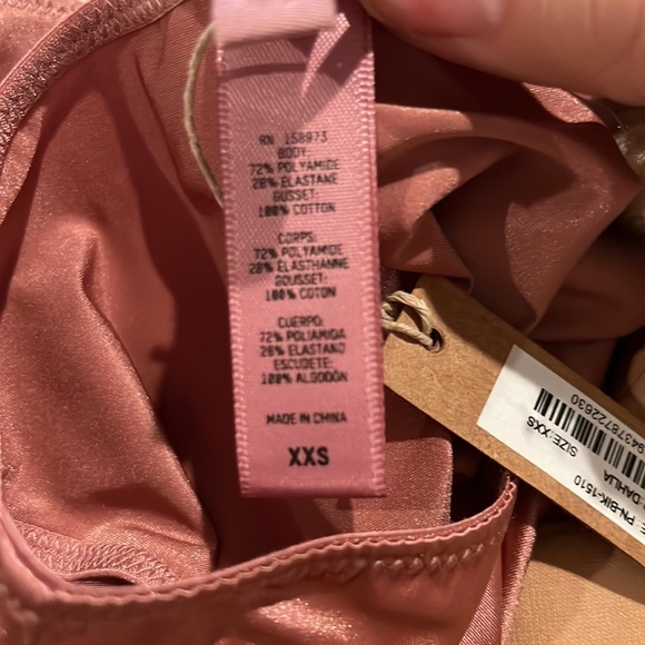 3/$30 🌸SKIMS STRETCH SATIN HIGH LEG BIKINI PANTY IN DAHLIA XXS 4X - Picture 5 of 5